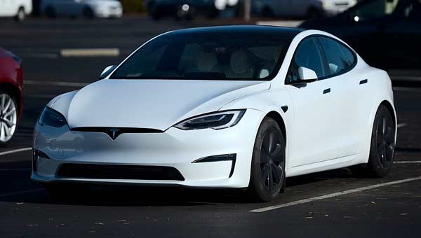 обслуживание Tesla