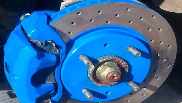 Зачем красить тормозные суппорты